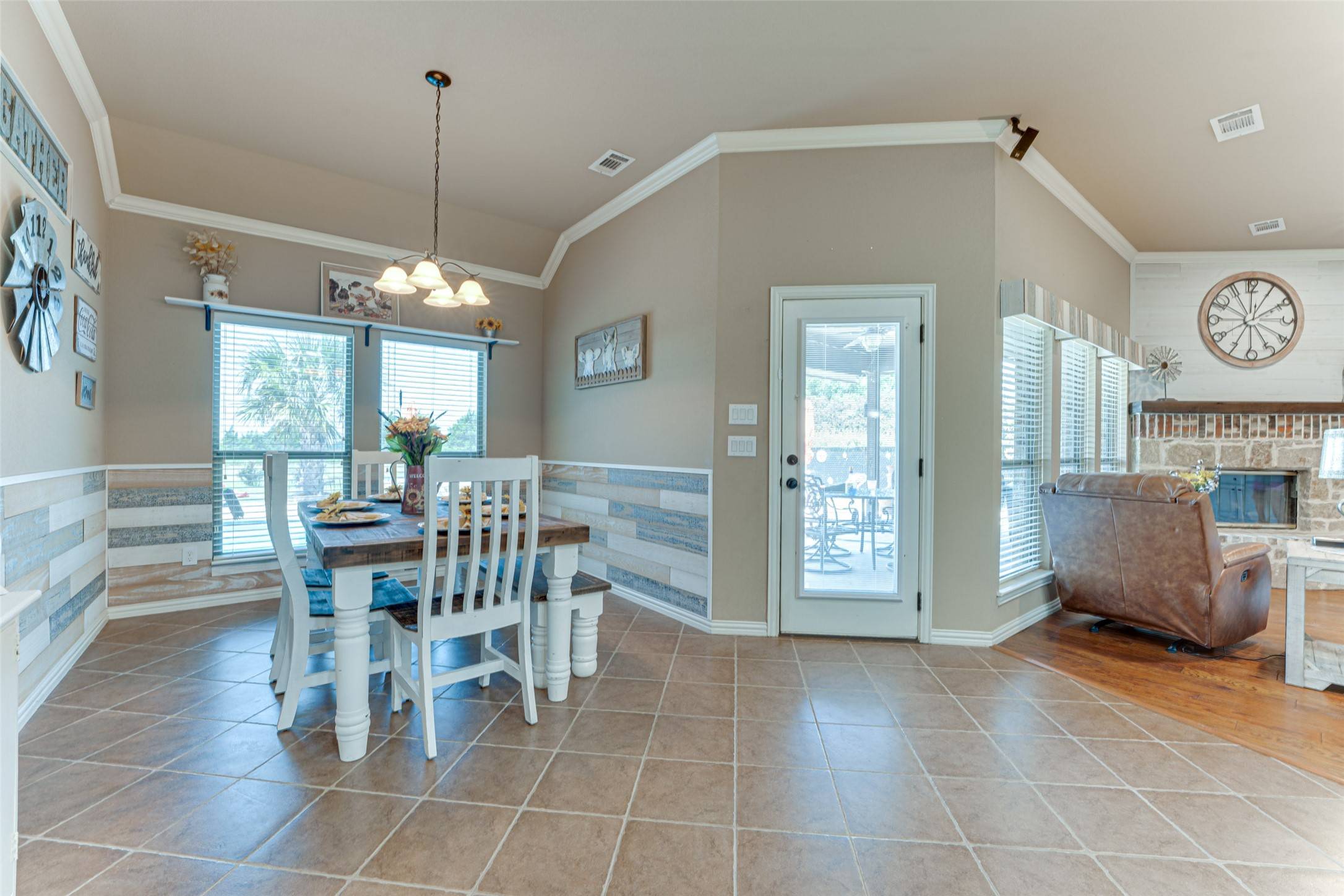 Waxahachie, TX 75165,144 Berkshire LN