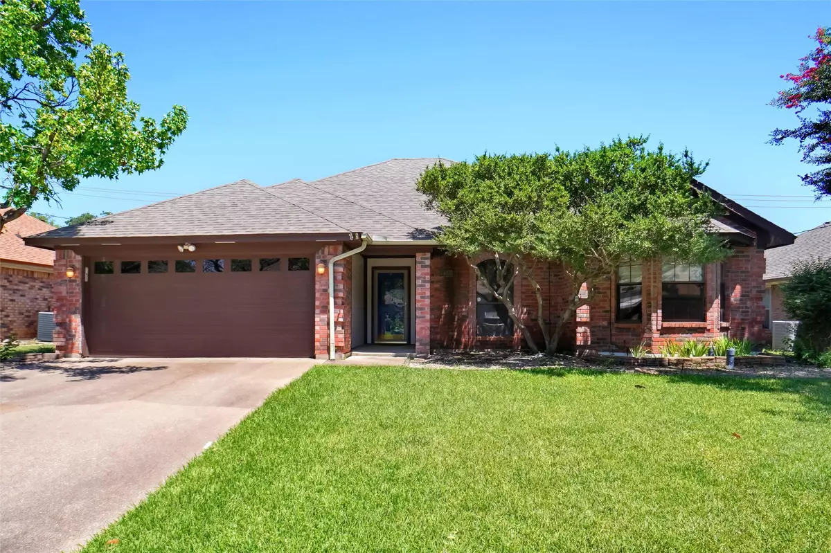 North Richland Hills, TX 76182,7440 Meadowview TER