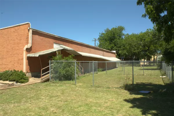 Waco, TX 76707,1901 N 25th ST