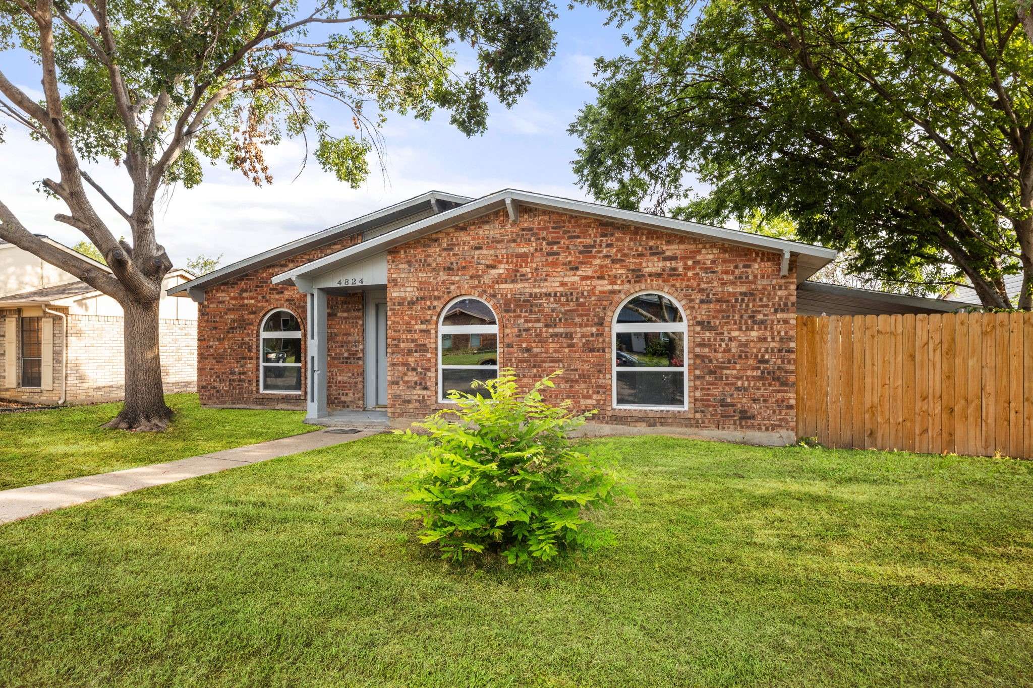 4824 Wheeler DR, The Colony, TX 75056