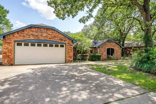 North Richland Hills, TX 76182,6824 Ridgewood DR