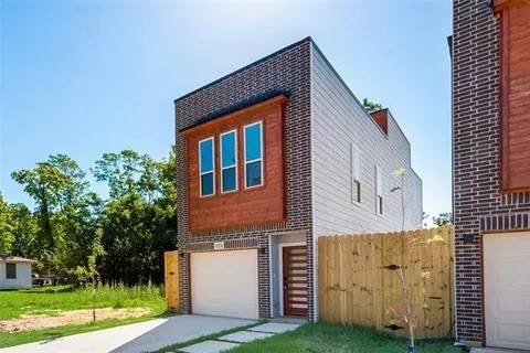 2226 dyson ST, Dallas, TX 75216