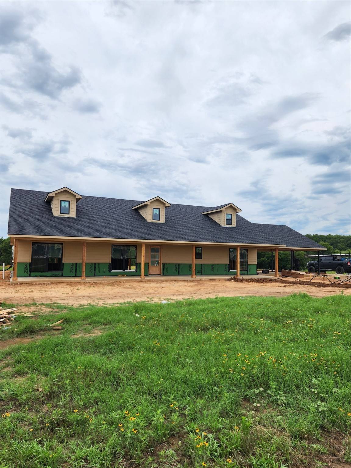 175 Flint LN, Chico, TX 76431