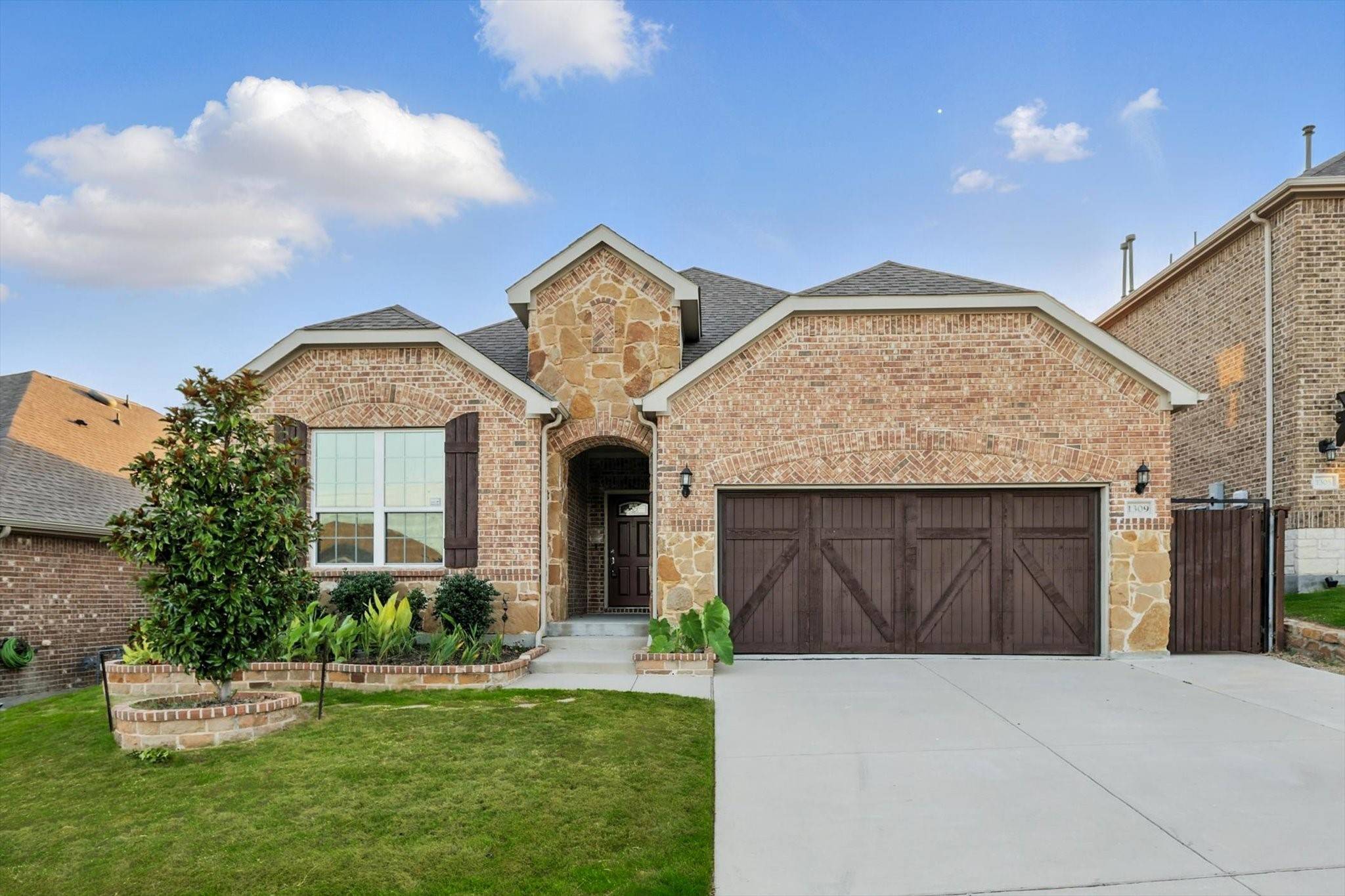 1309 Lake Falls TER, Lewisville, TX 75010