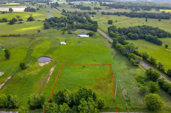 Grand Saline, TX 75140,182 VZ County Road 1220