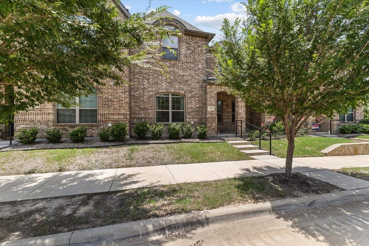 North Richland Hills, TX 76180,6504 Bold Ruler LN