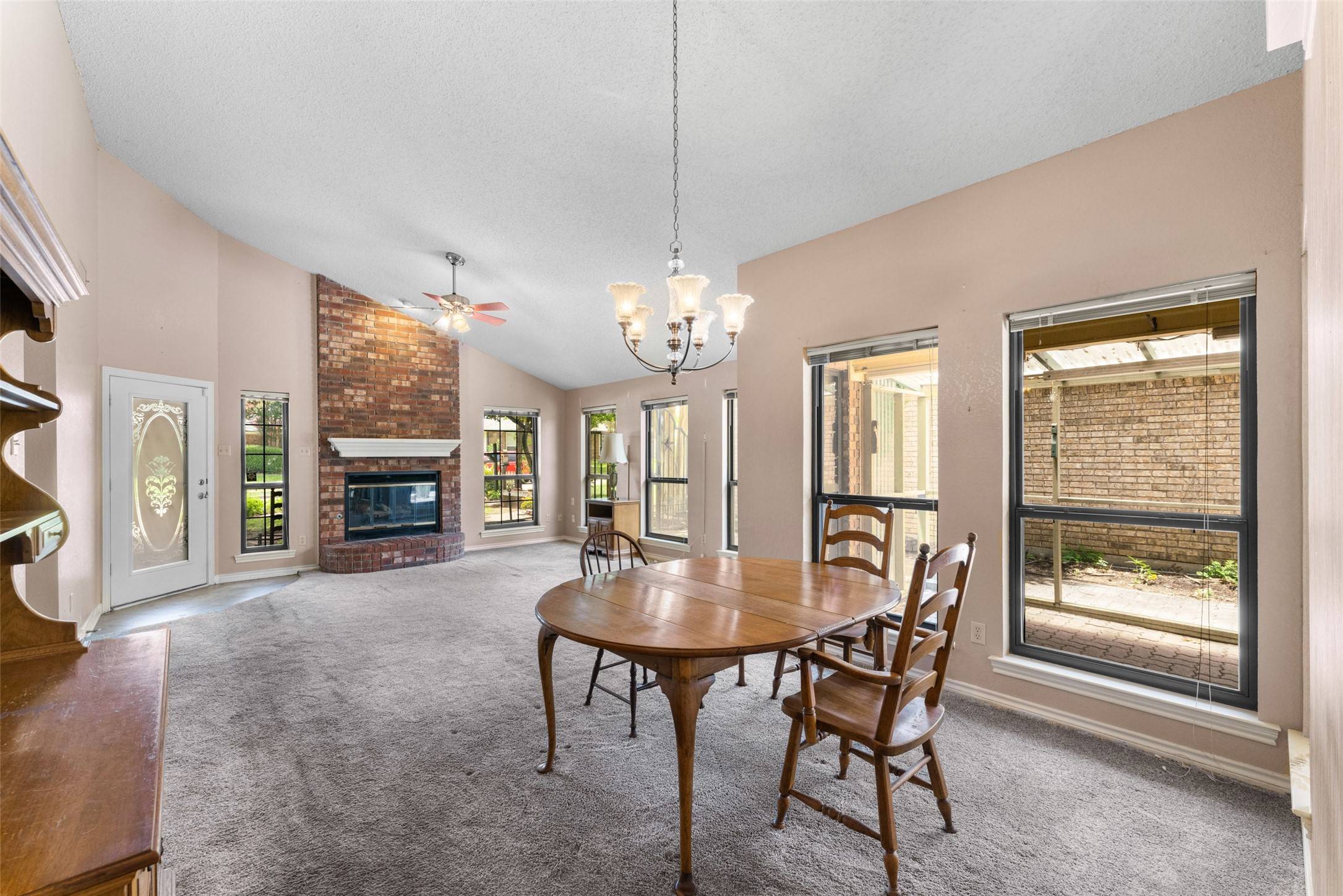 Cedar Hill, TX 75104,332 Bryant LN