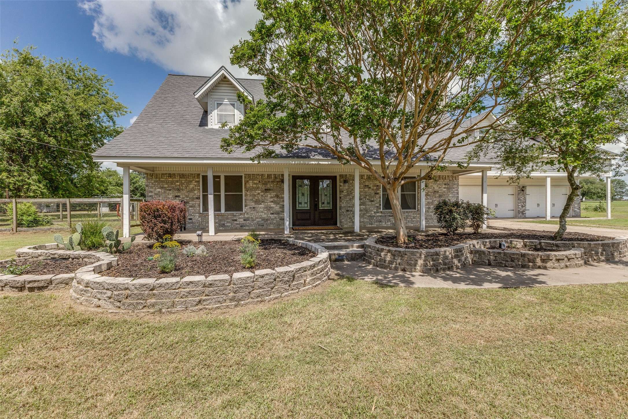1145 Vz County Road 3417, Wills Point, TX 75169