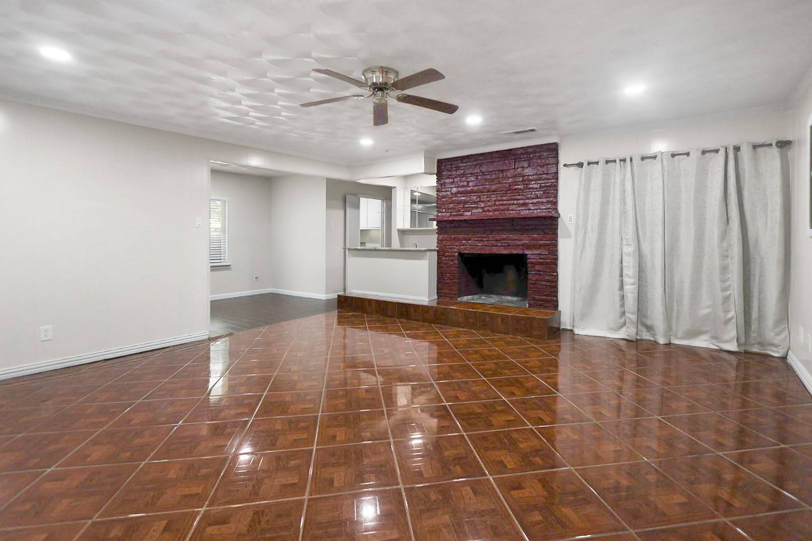 Dallas, TX 75224,2023 Windchime DR