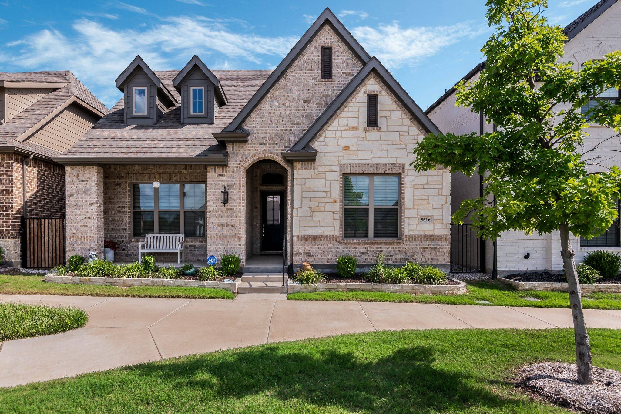 5616 Traveller DR, North Richland Hills, TX 76180
