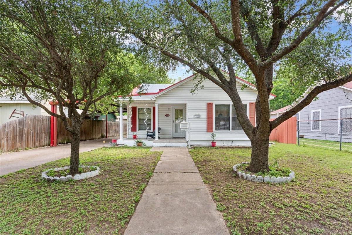 1229 Lewis ST, Bellmead, TX 76705