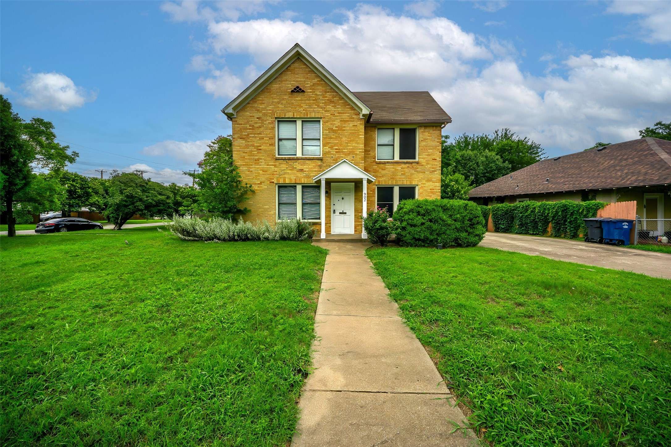 Dallas, TX 75208,902 S Oak Cliff BLVD #A
