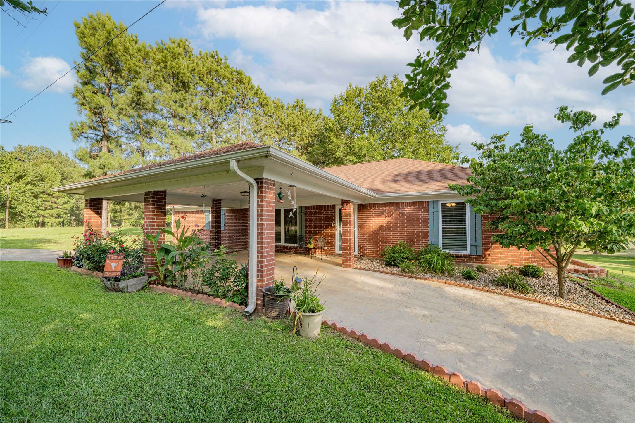84 CR 2933, Pittsburg, TX 75686