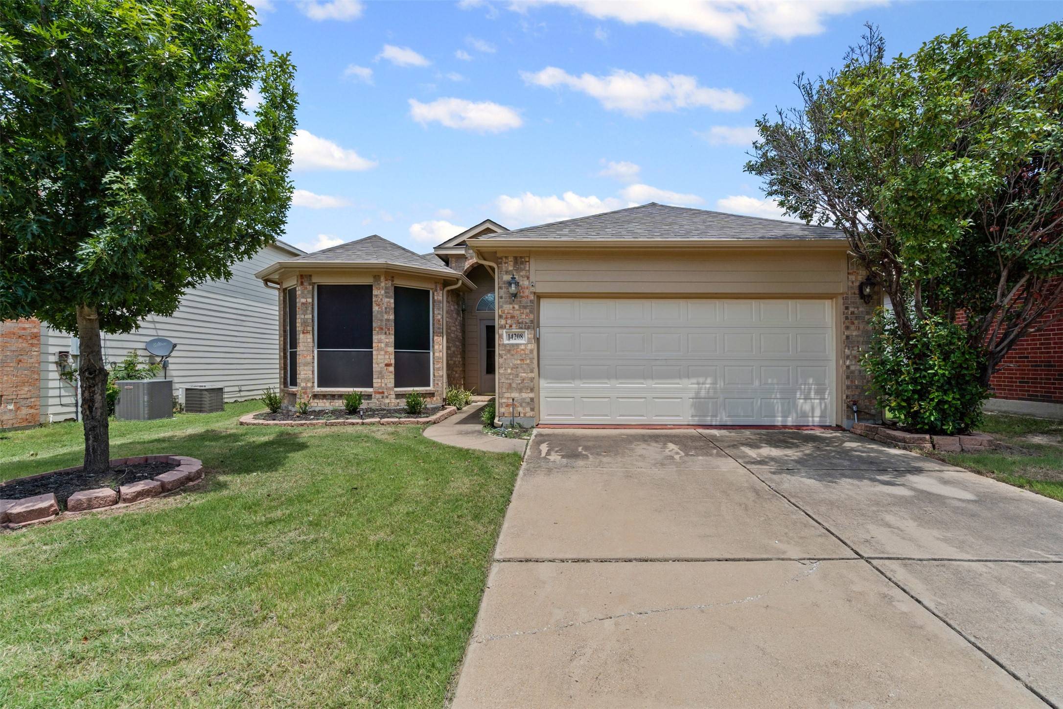 14208 Tijuana TRL, Fort Worth, TX 76052