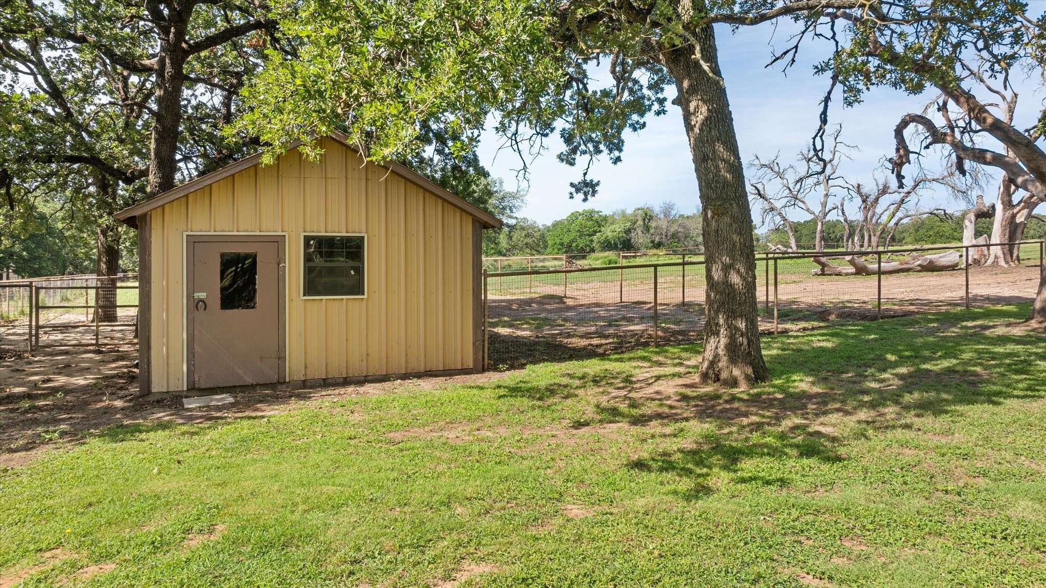 Weatherford, TX 76088,111 Encino Springs LN