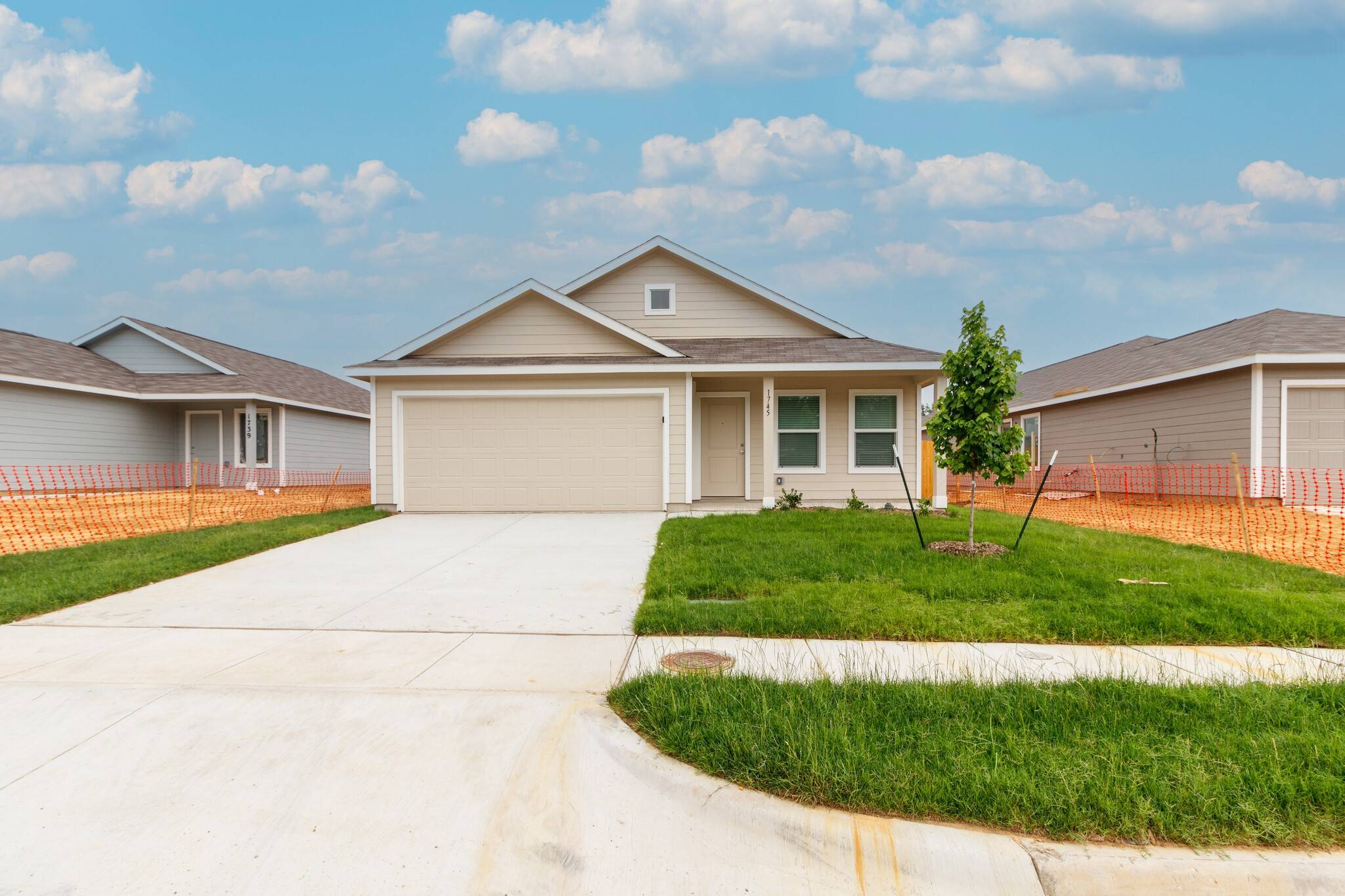 1745 Copehart LN, Dallas, TX 75253