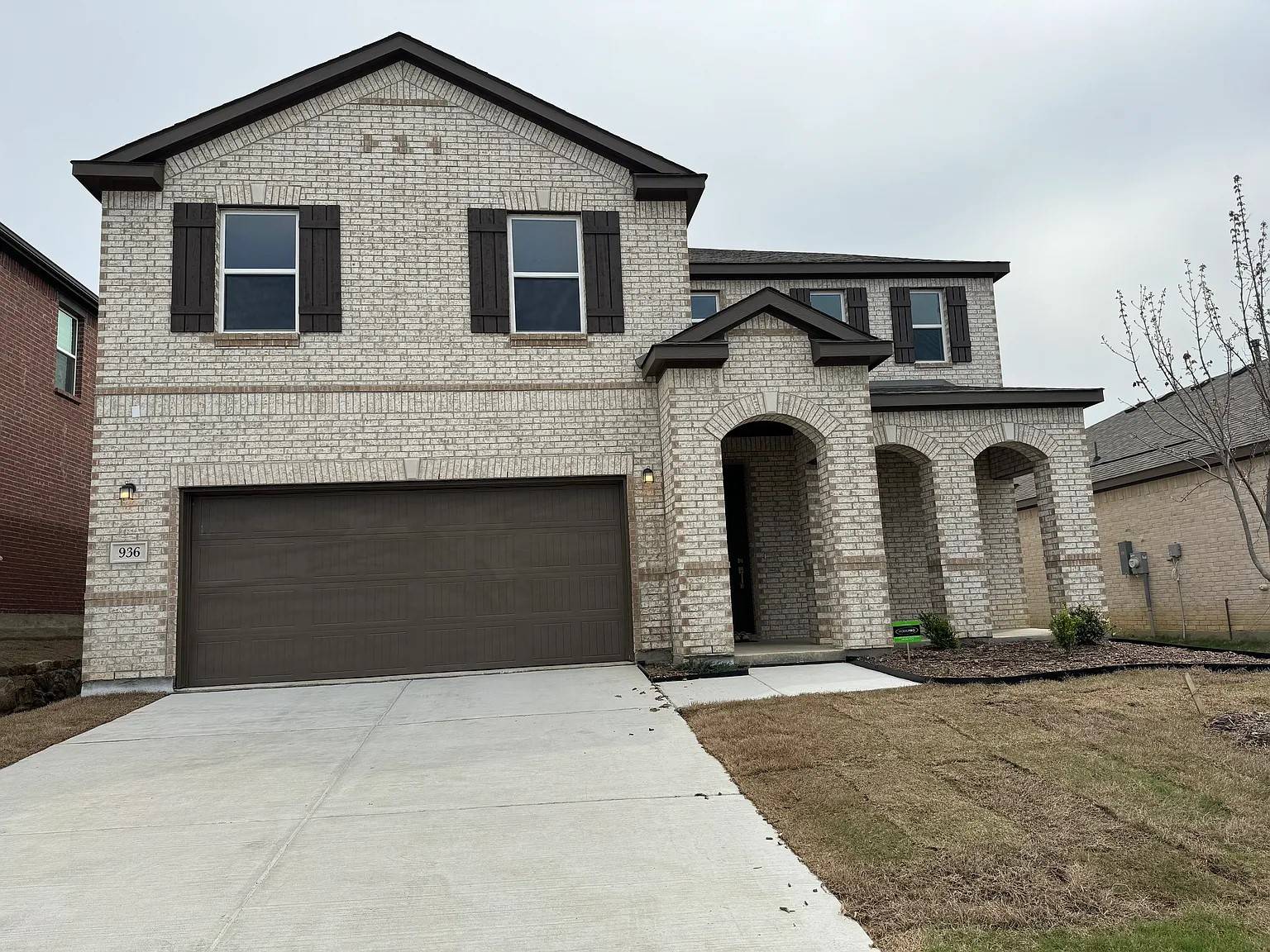 936 Adair DR, Aubrey, TX 76227