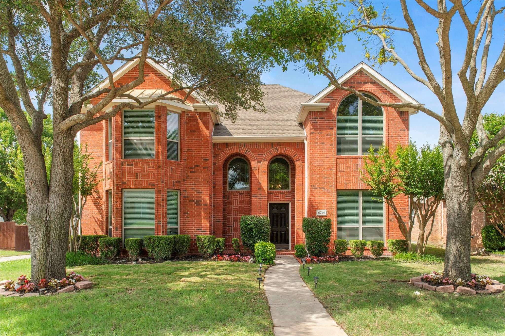 6749 Misty Hollow DR, Plano, TX 75024