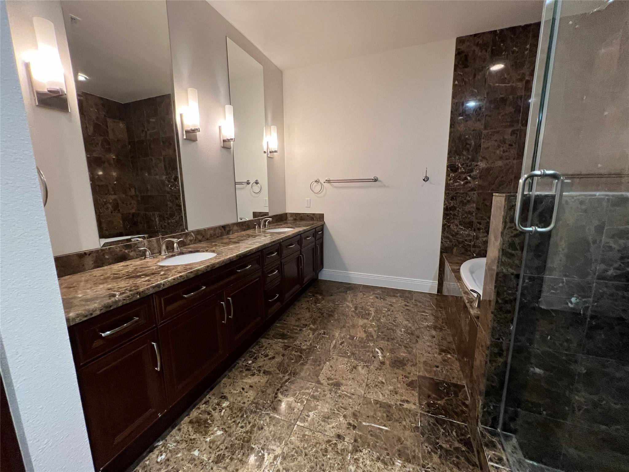 Dallas, TX 75231,8066 Park LN #1410