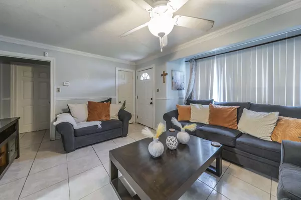 Grand Prairie, TX 75050,714 Macgregor DR