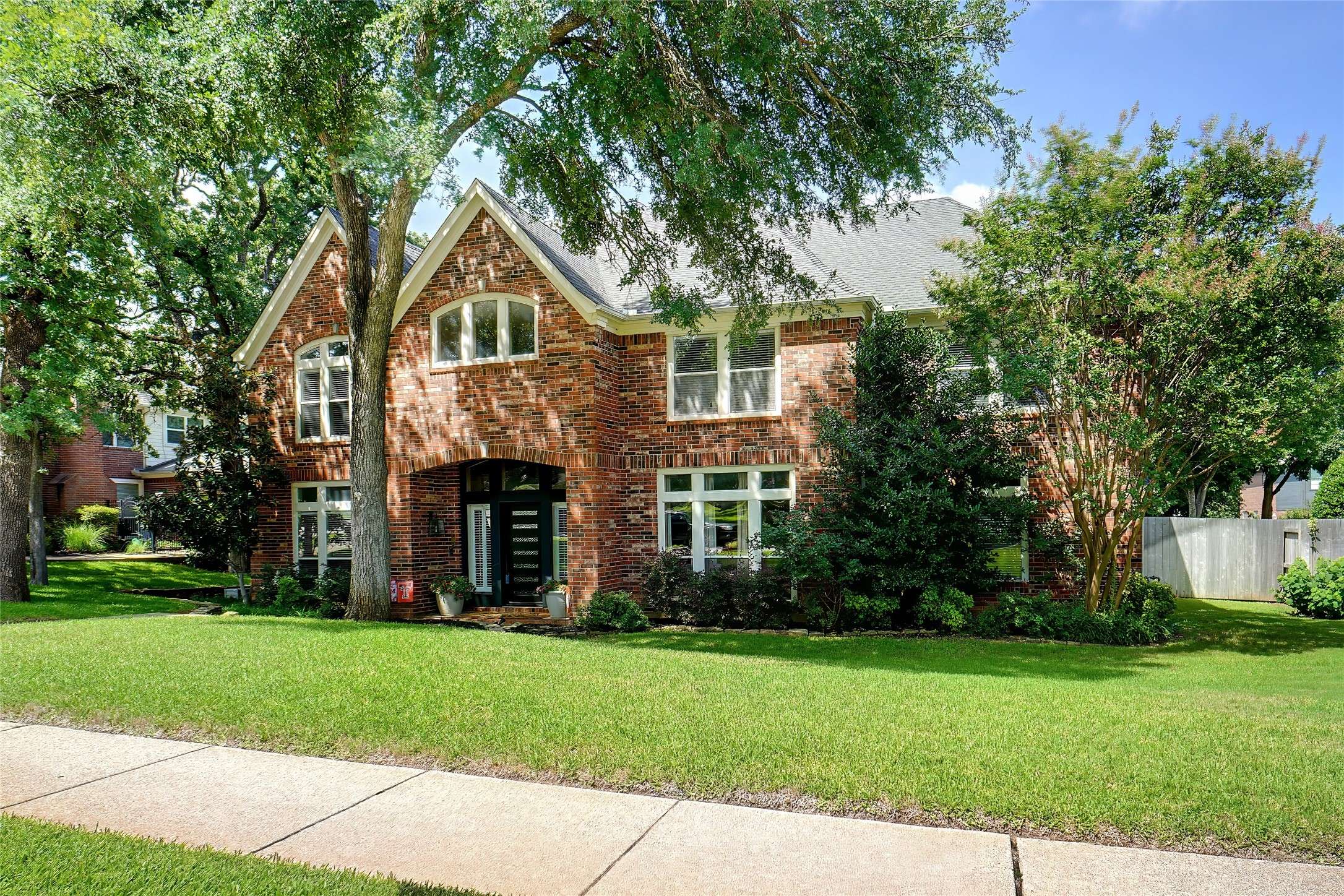 206 Swallow DR, Southlake, TX 76092