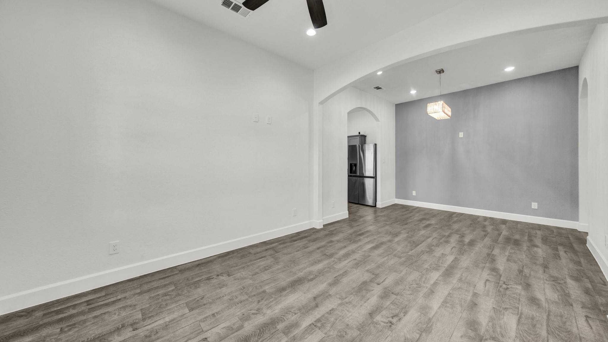 Mineral Wells, TX 76067,403 SW 13th ST