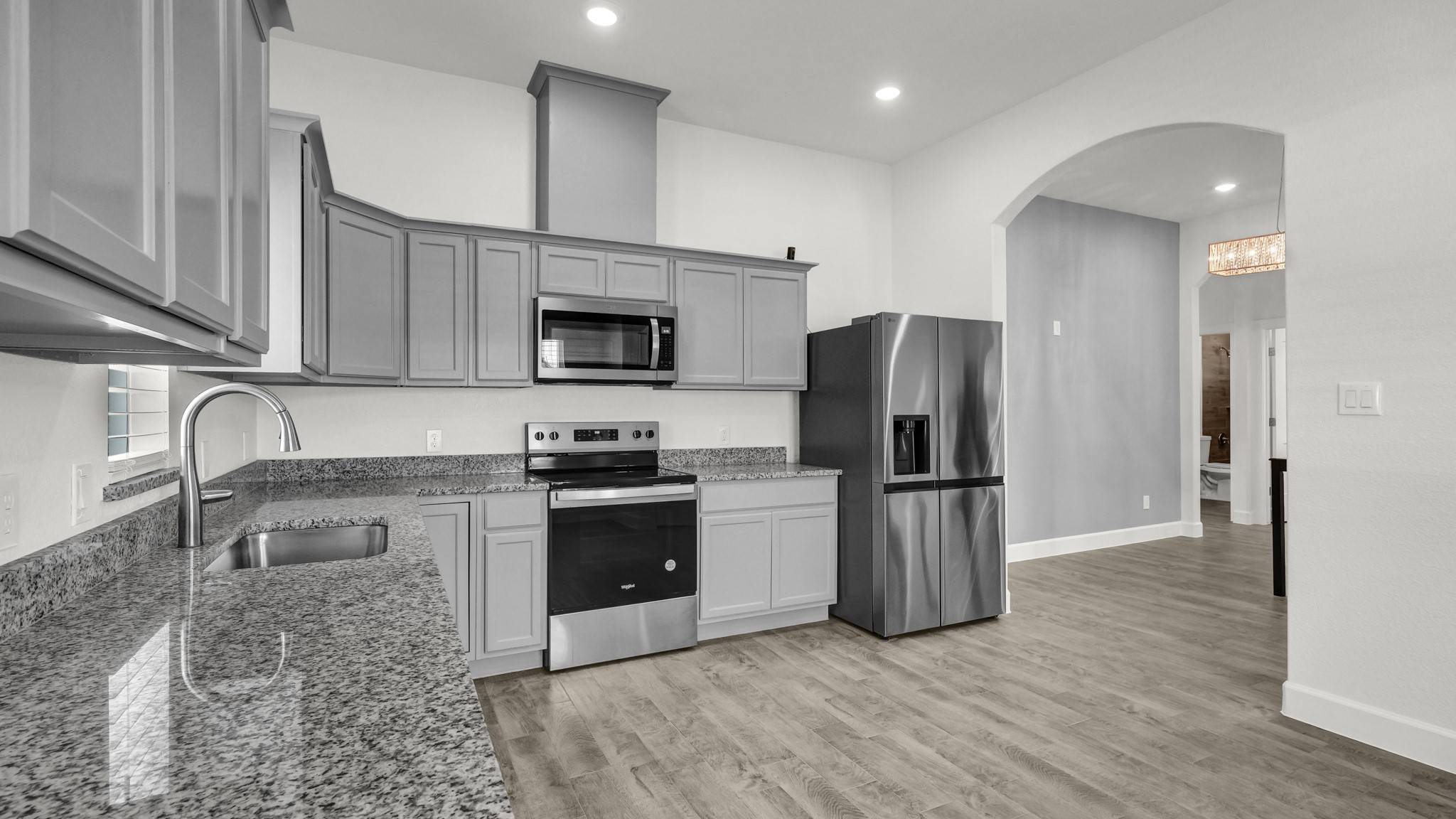Mineral Wells, TX 76067,403 SW 13th ST