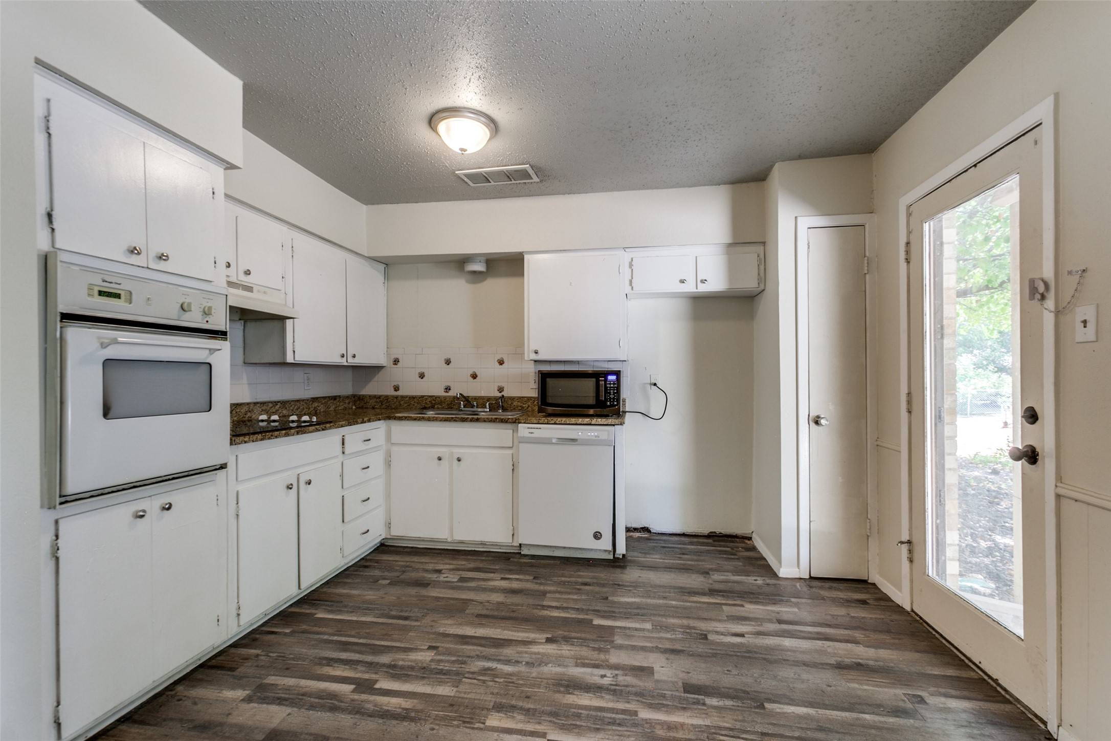Garland, TX 75040,1412 Morrison PL