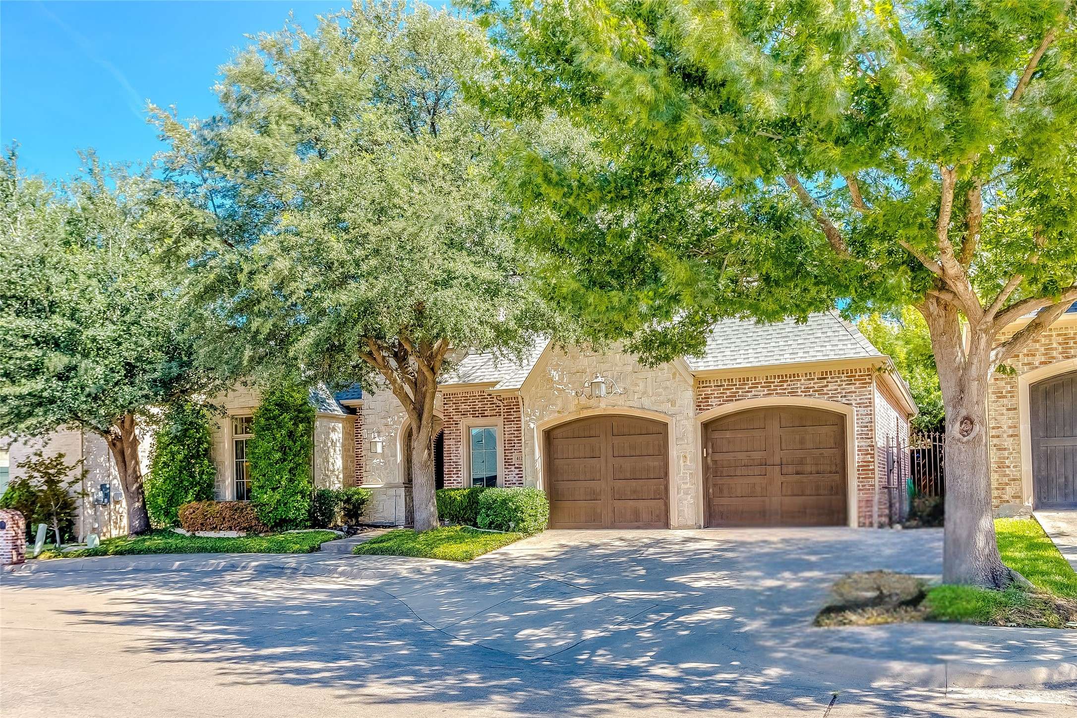 4125 Walnut Glen PL, Dallas, TX 75229