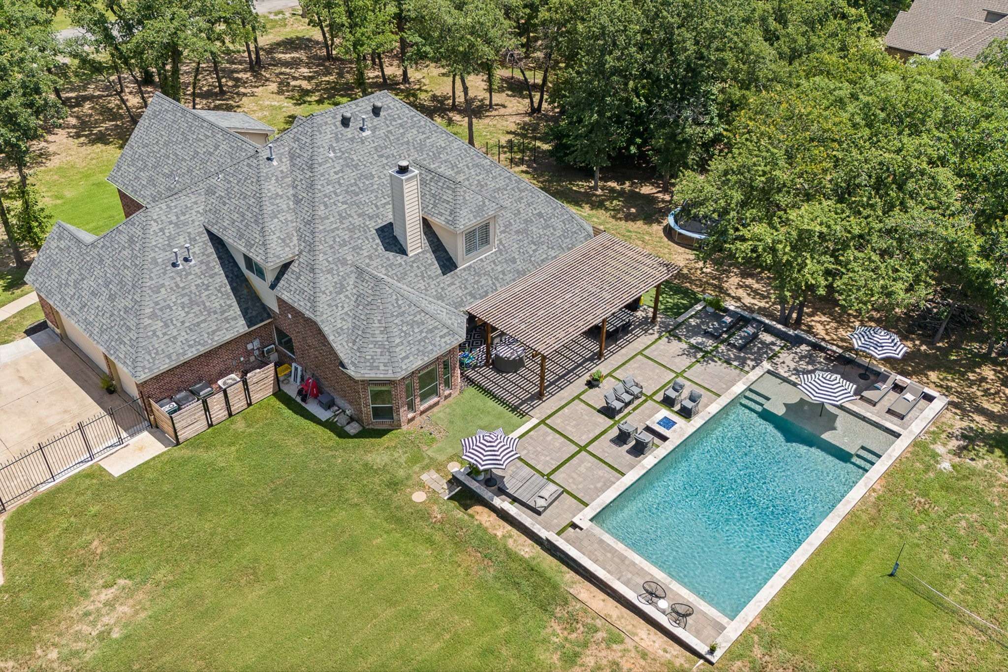 126 Ranch Creek DR, Azle, TX 76020