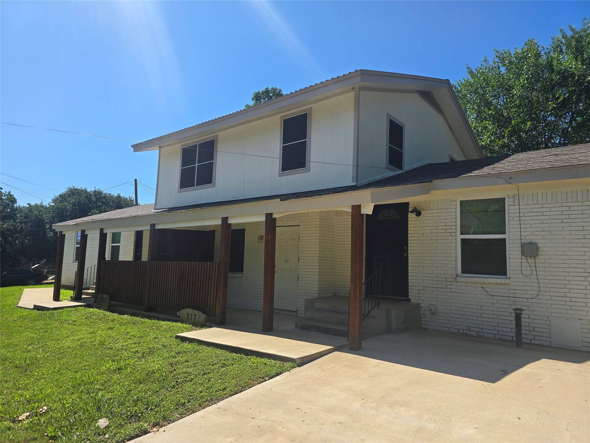 217 E 3rd ST, Keene, TX 76059