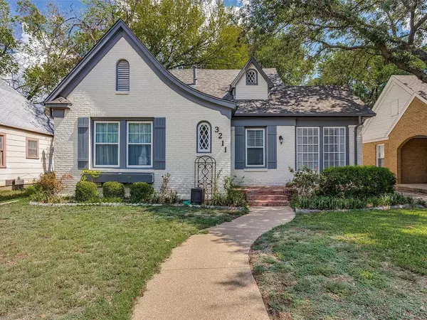 3211 Cockrell AVE, Fort Worth, TX 76109