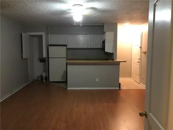 Dallas, TX 75243,9803 Walnut ST #305