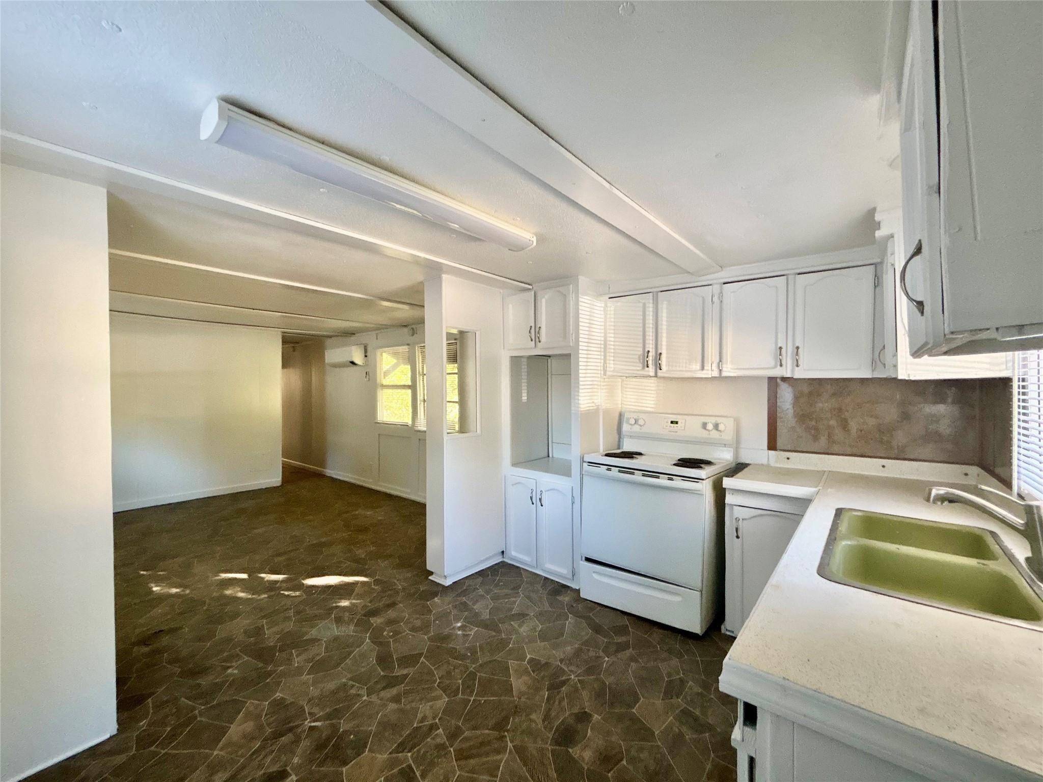 Bridgeport, TX 00000,307 Cates ST #600