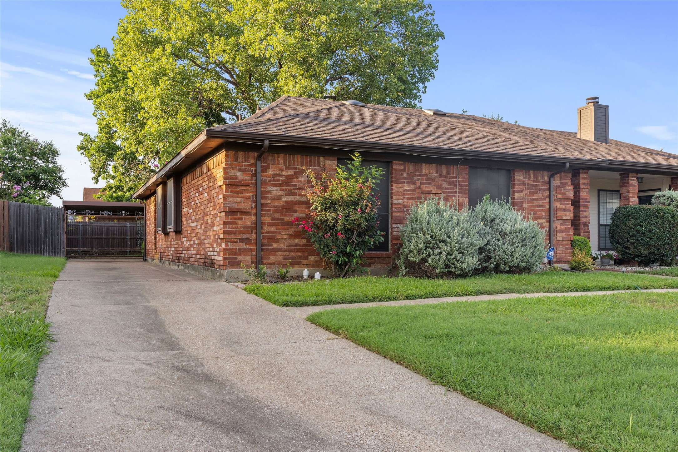 2425 Aquaduct DR, Bedford, TX 76022
