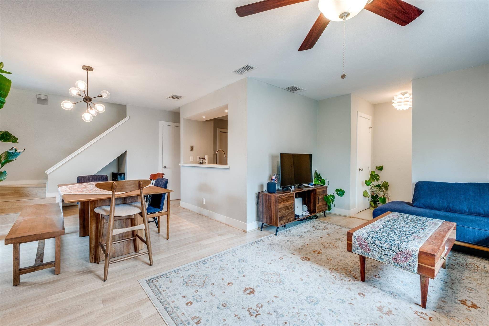 4777 Cedar Springs RD #8Q, Dallas, TX 75219