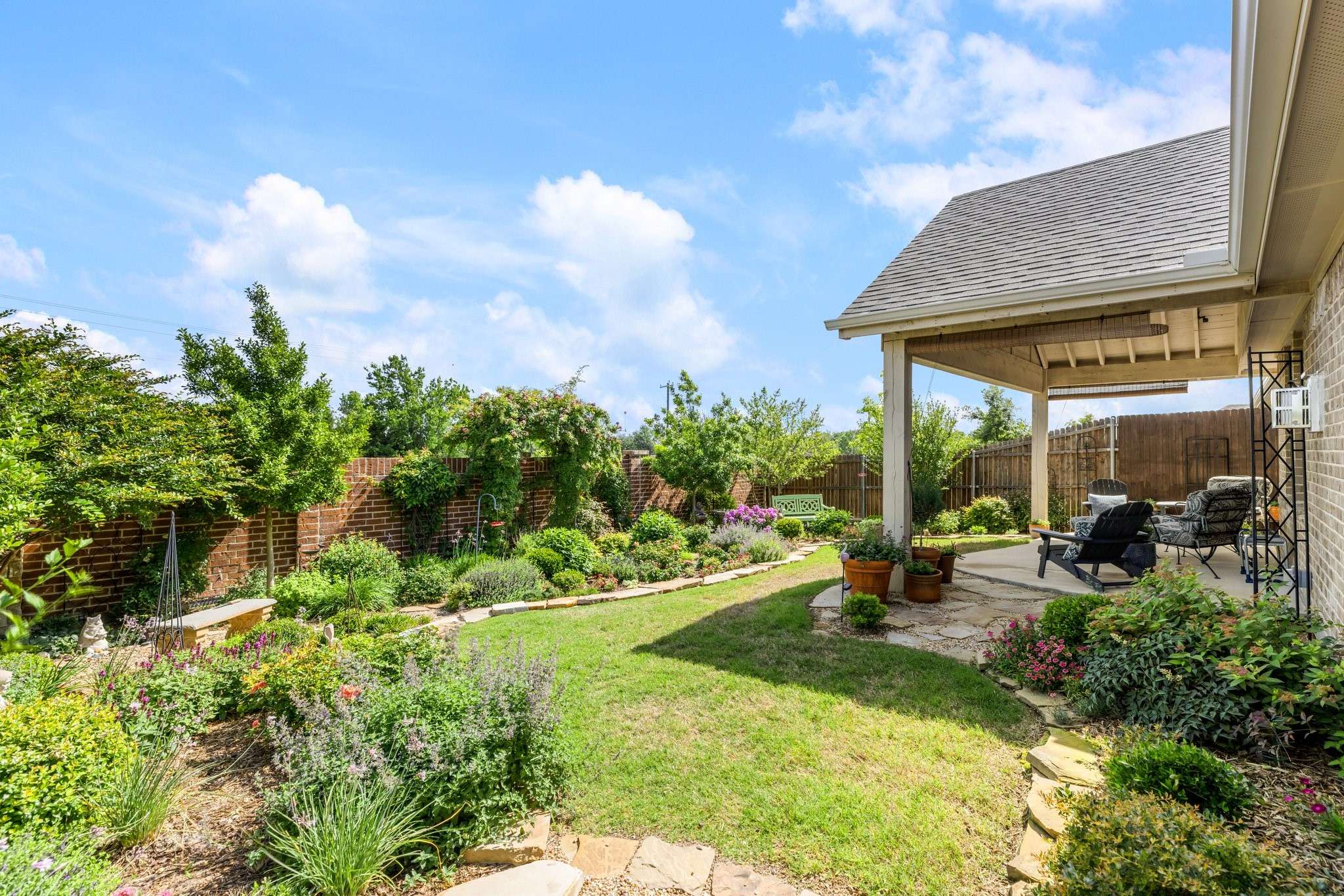 821 Mildren LN, Fate, TX 75087