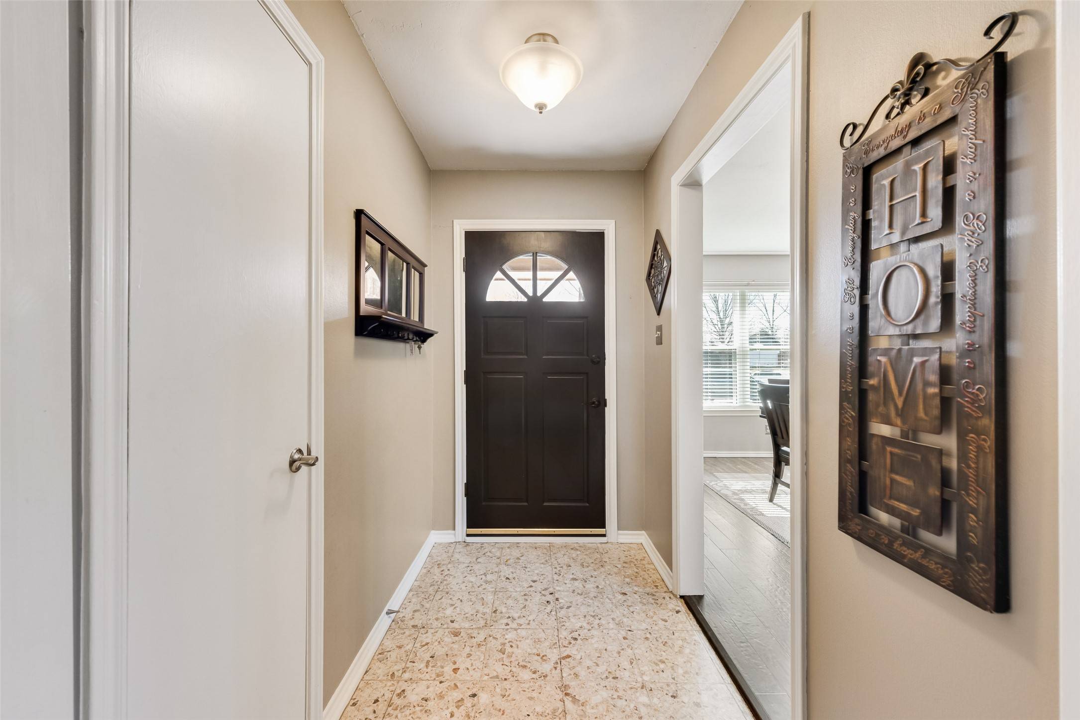 Richardson, TX 75081,406 Summit DR