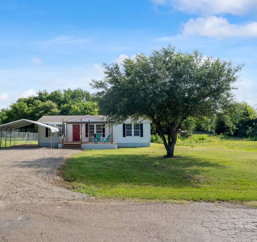 Mabank, TX 75147,303 Eagle Pkwy