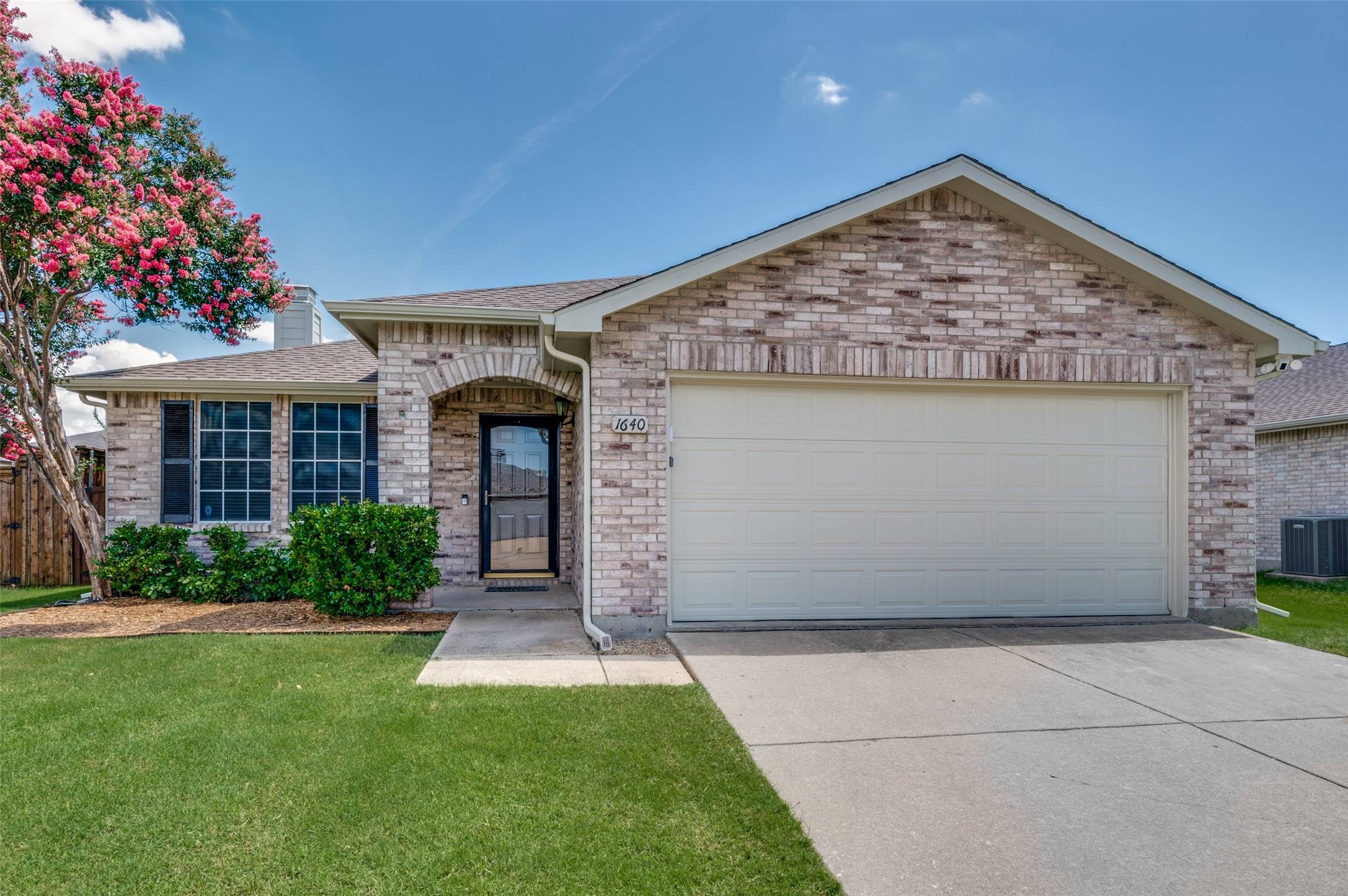 1640 Fieldstone DR, Little Elm, TX 75068