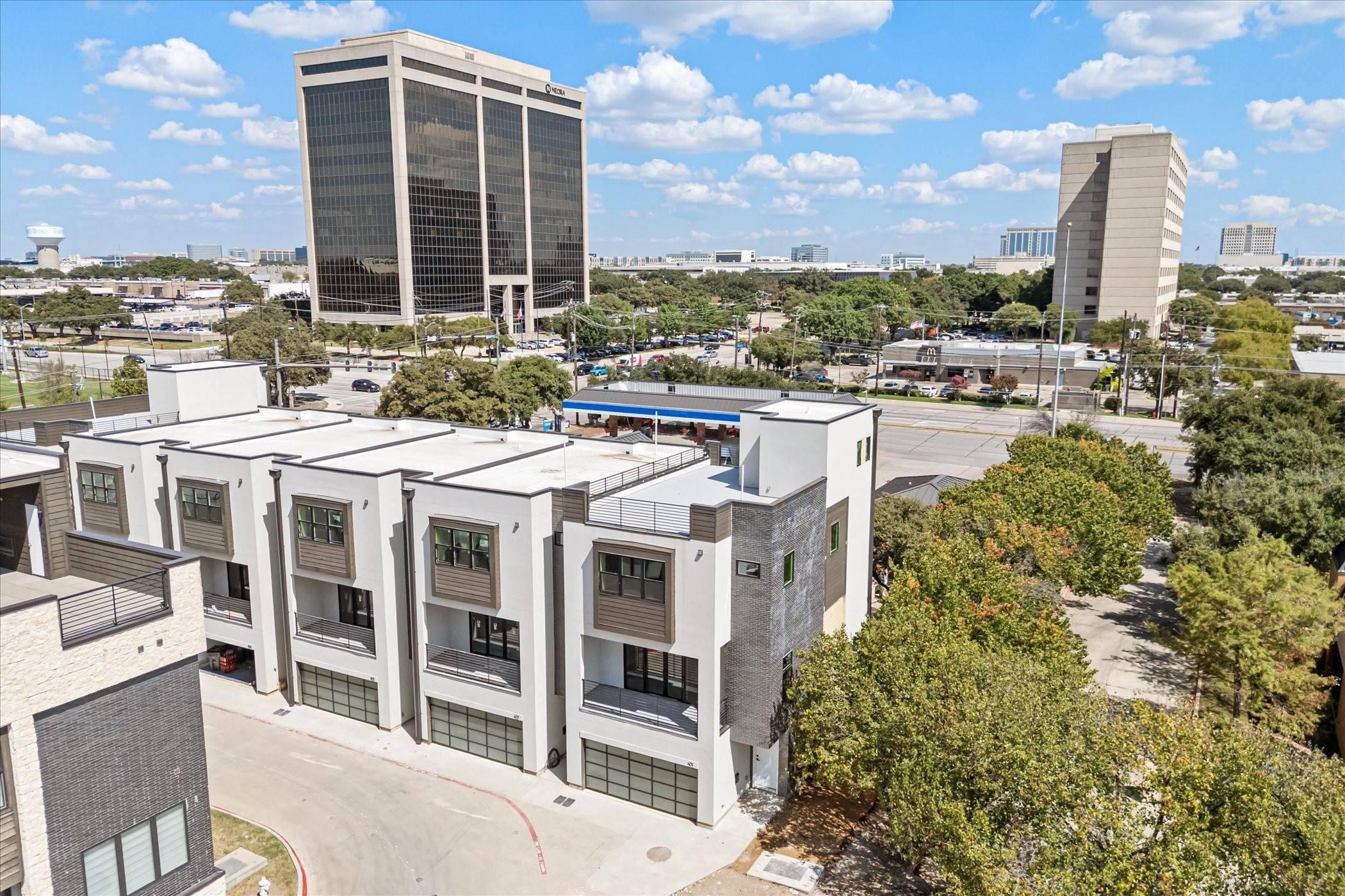 4060 Spring Valley RD #403, Farmers Branch, TX 75244