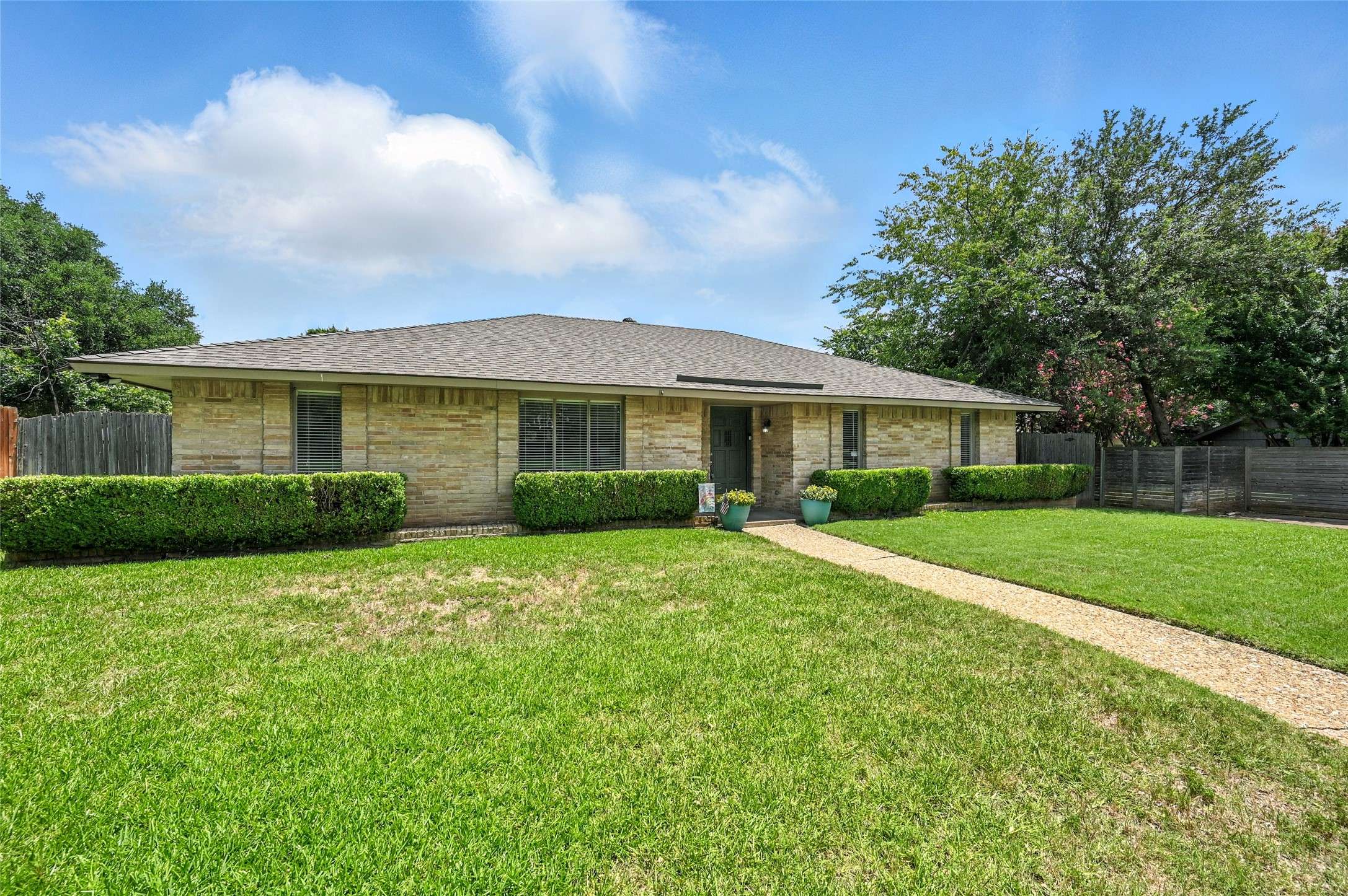3895 Antigua CIR, Dallas, TX 75244