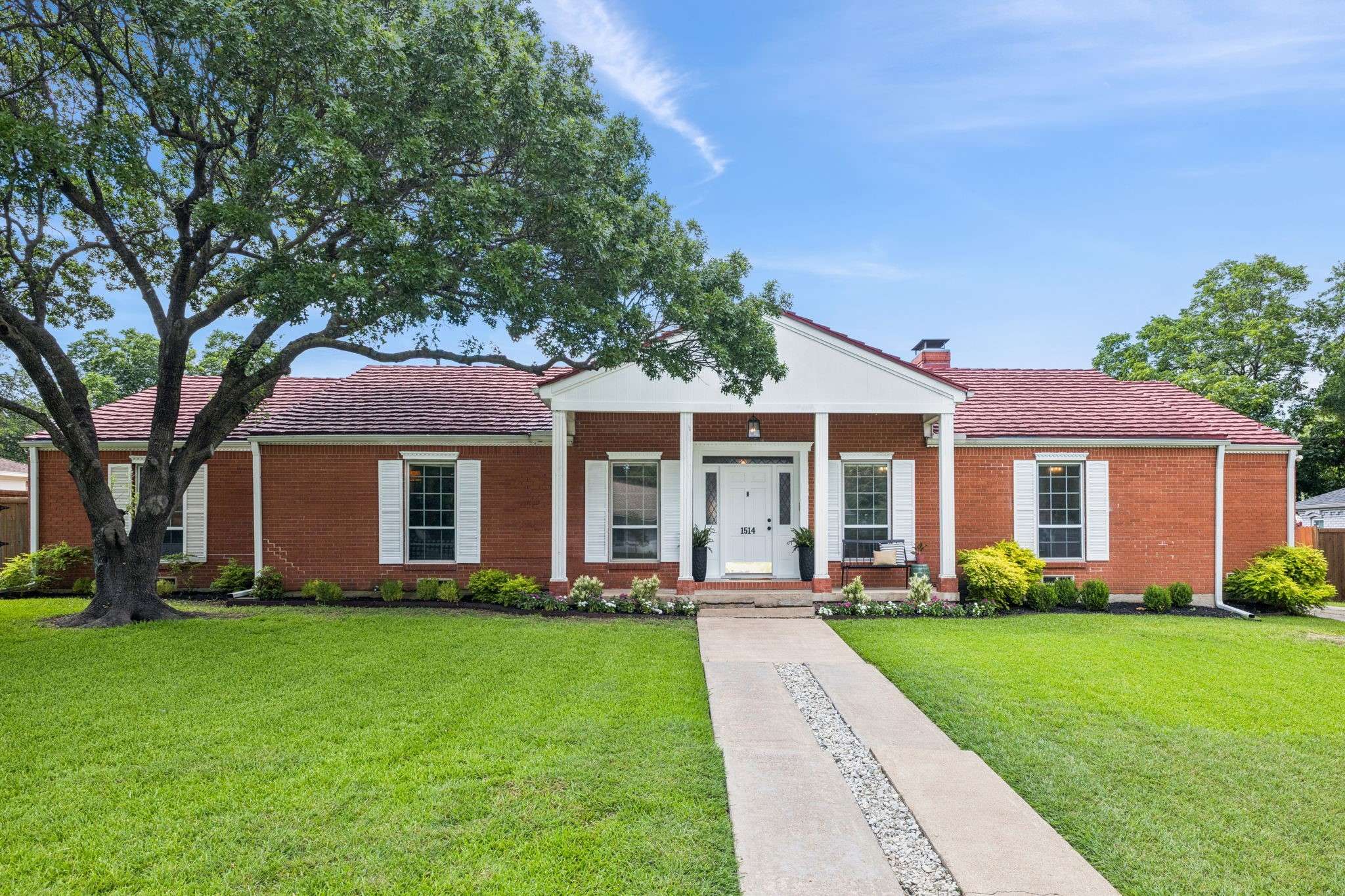 1514 Dakota DR, Garland, TX 75043