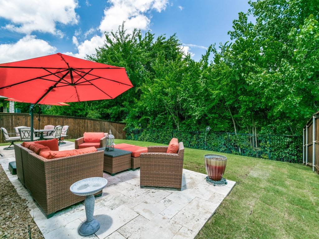 Grapevine, TX 76051,322 Hill Creek LN