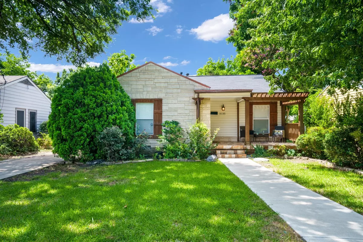 Dallas, TX 75235,3135 Hedgerow DR