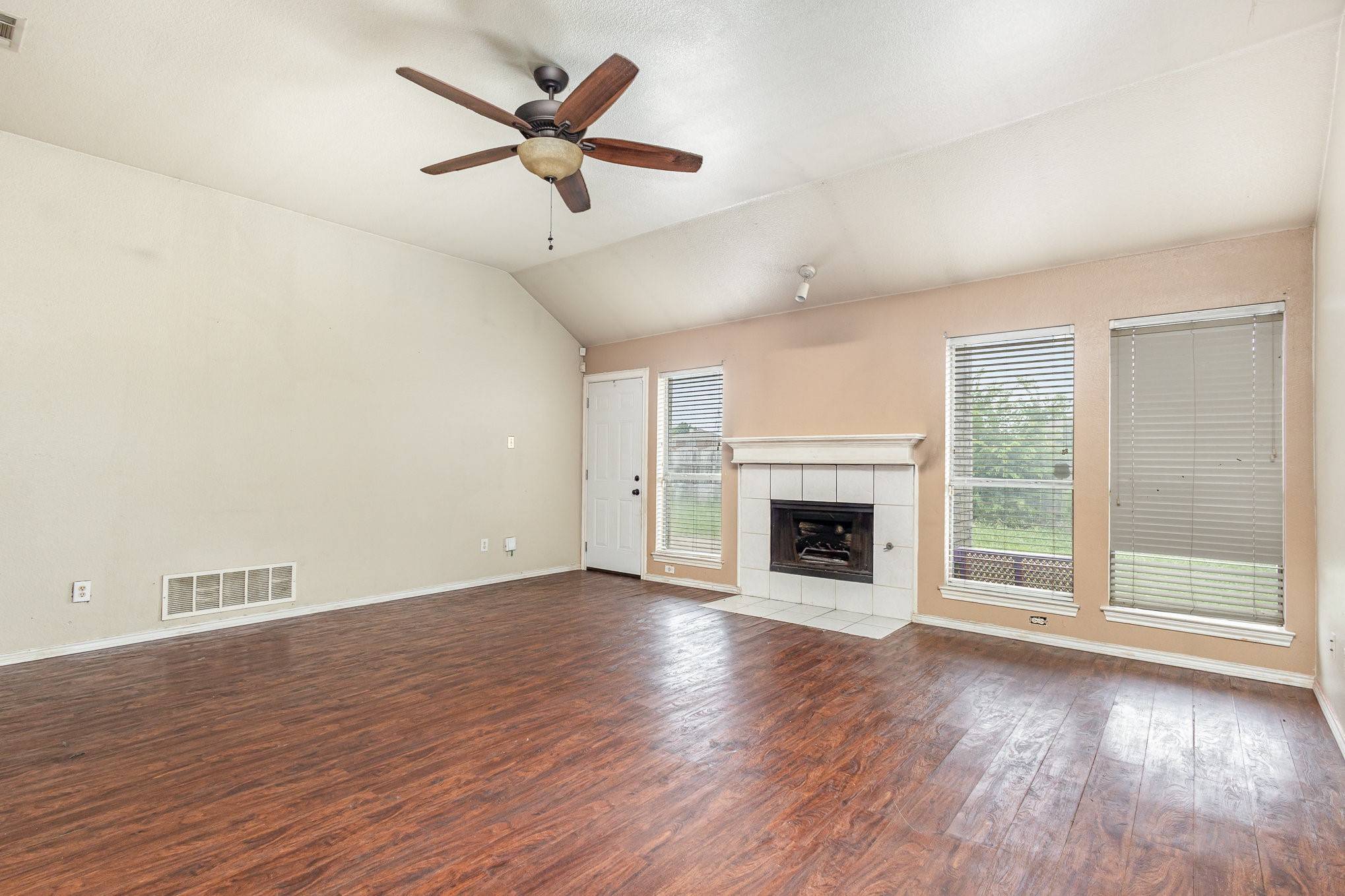 Lancaster, TX 75146,2613 Wild Grove LN