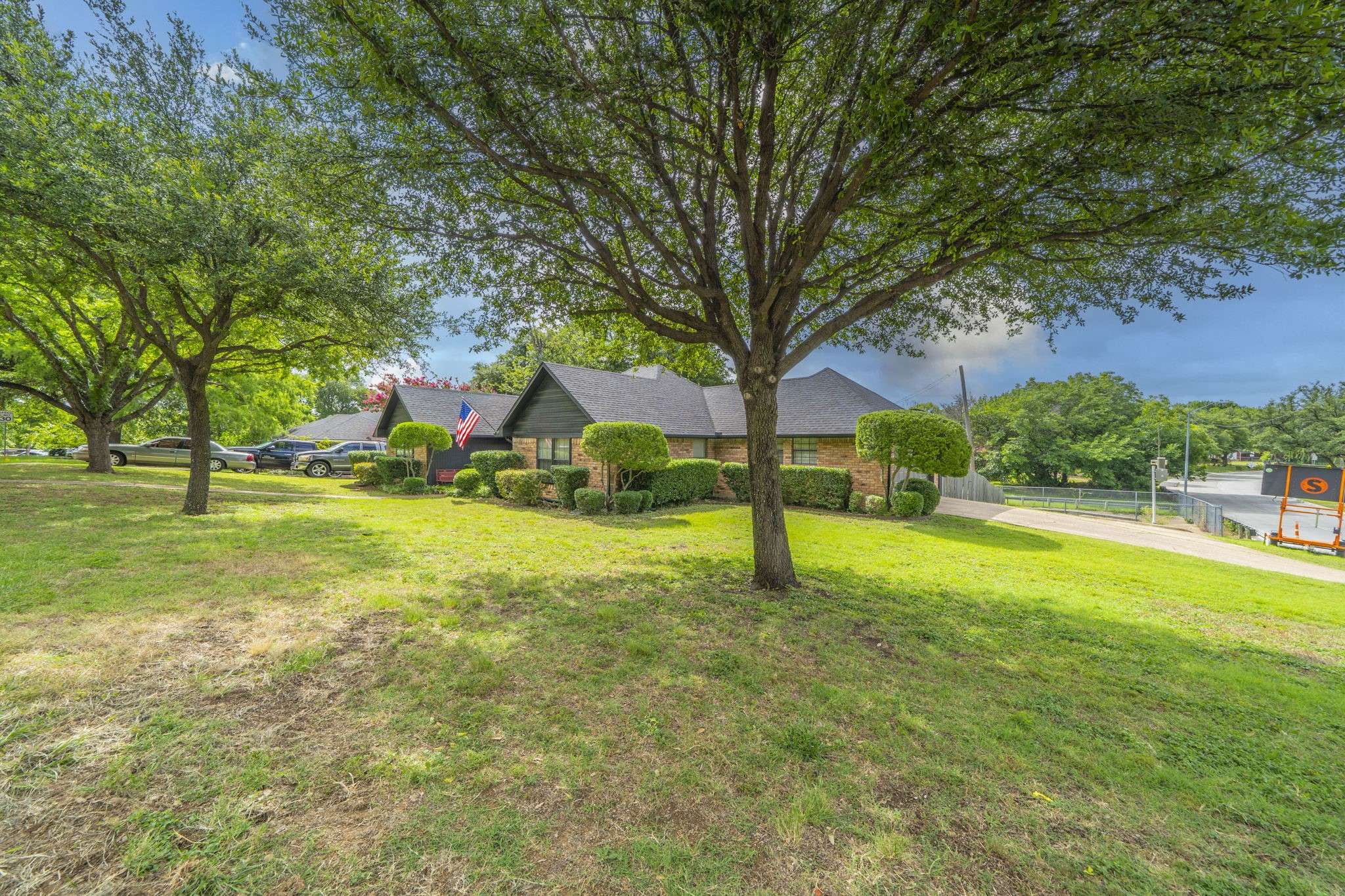 Grand Prairie, TX 75050,1002 Capetown DR