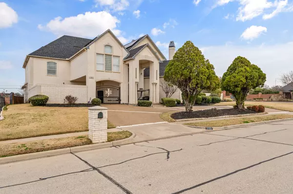 200 Mill XING W #W, Colleyville, TX 76034