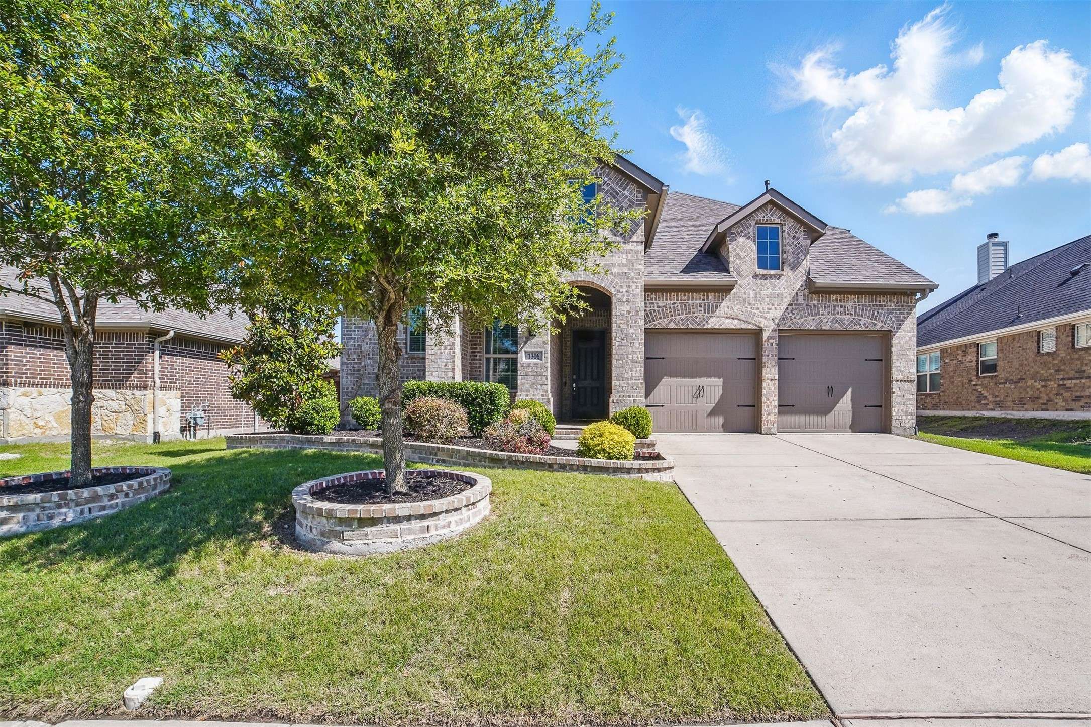 1306 Torrington LN, Forney, TX 75126