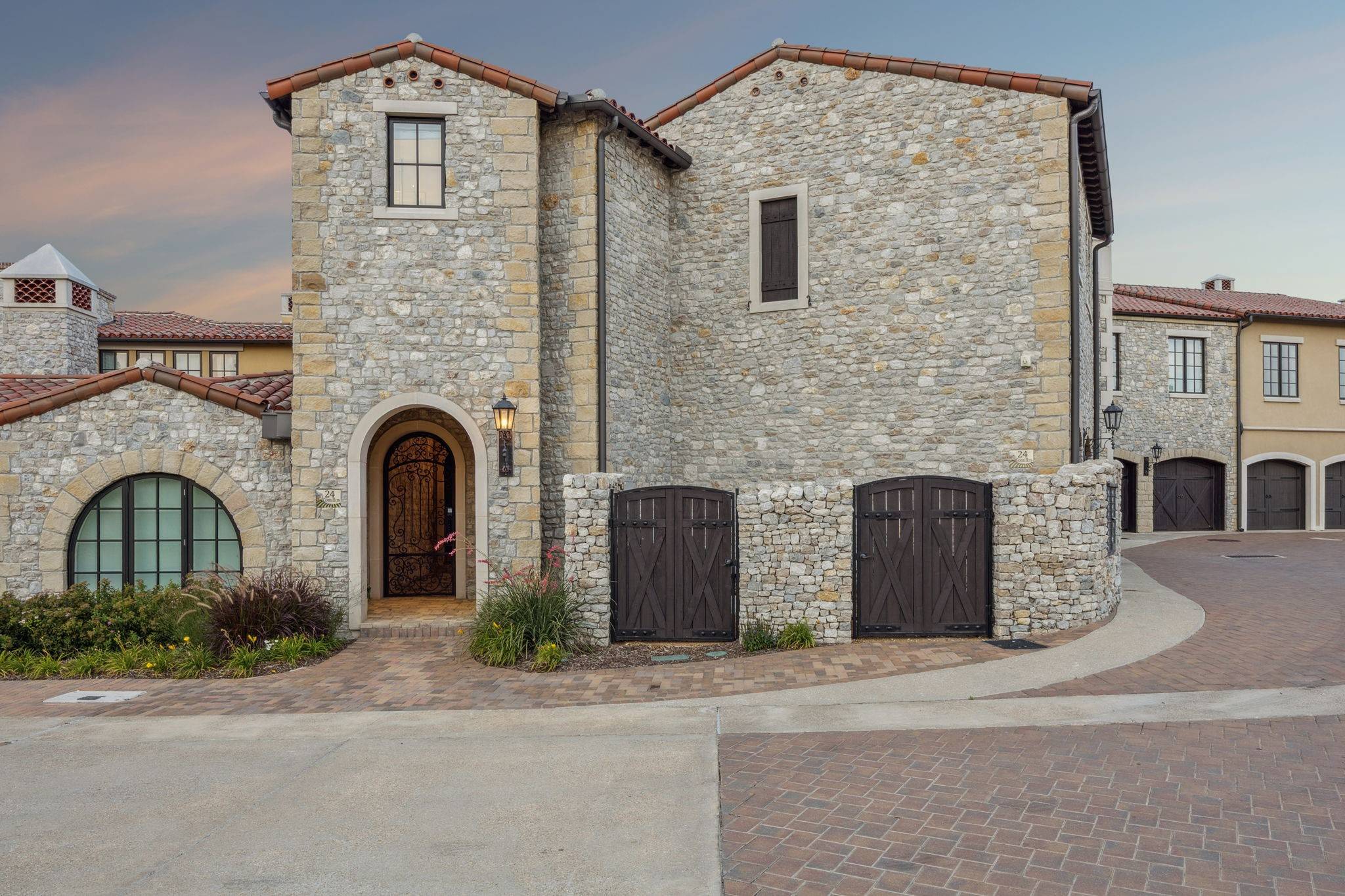 Westlake, TX 76262,24 Comillas DR